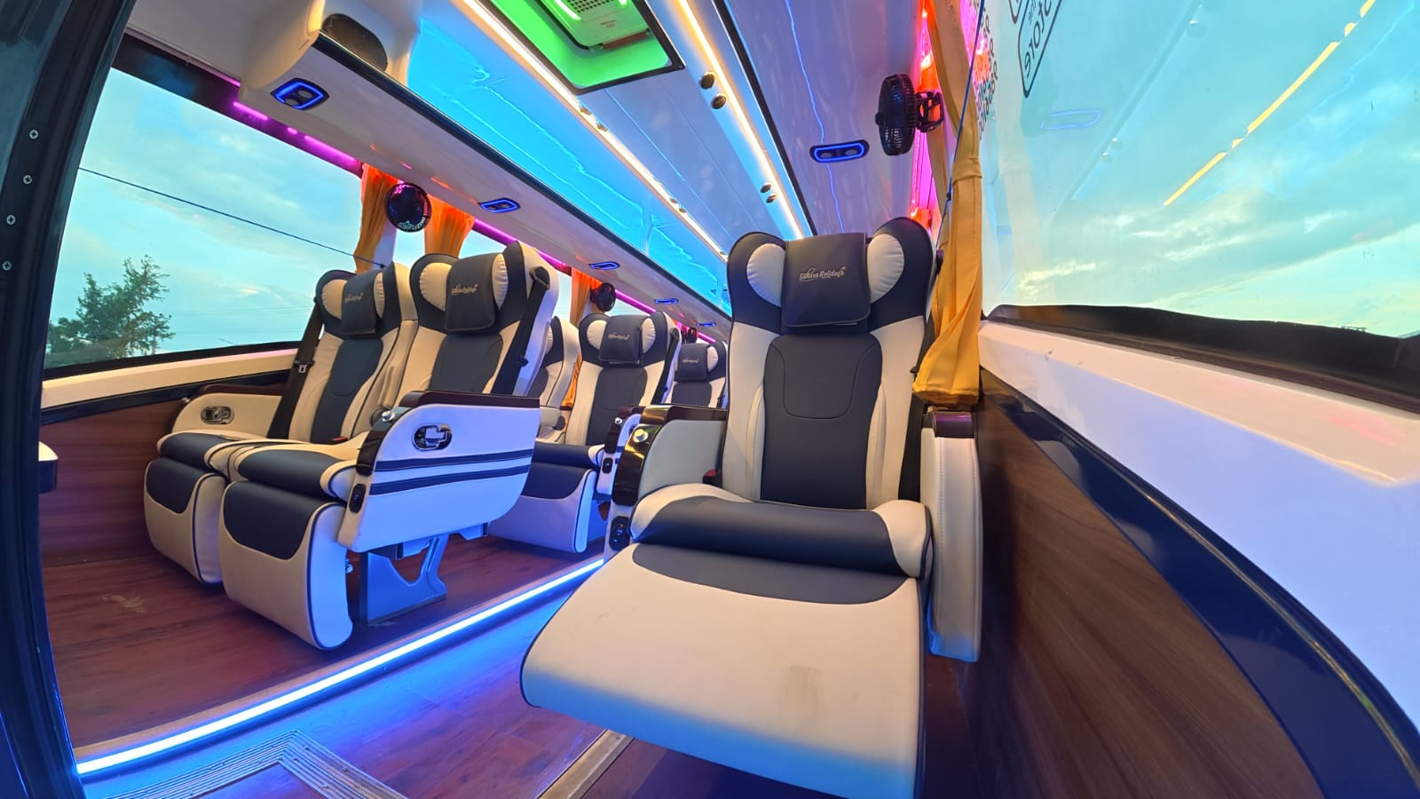 Daily Kathmandu to Pokhara Bus Service